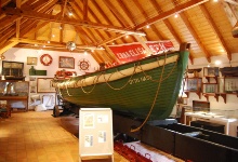 Ein altes Seenotrettungsboot
