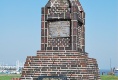 Denkmal für die Minensucher in Cuxhaven. Hoffentlich ist die Mine oben nicht echt